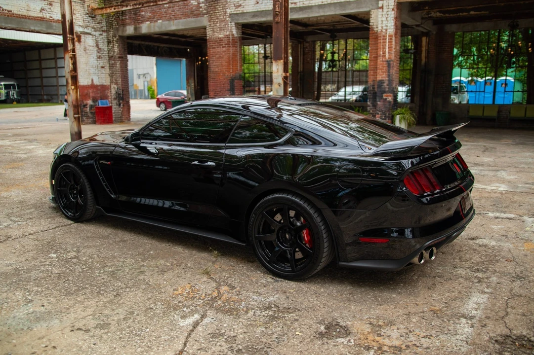 2017 Ford S550 Shelby Mustang GT350R - Image 5 of 21