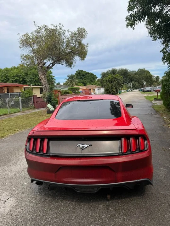2017 Ford S550 Mustang - Image 2 of 4