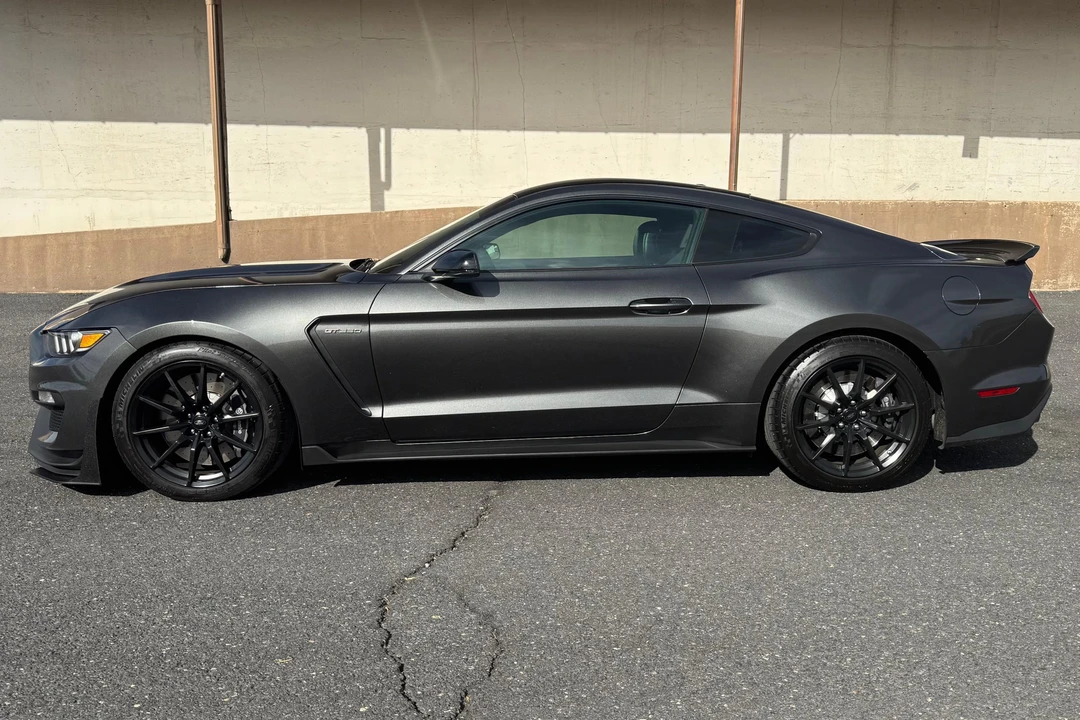 2017 Ford S550 Mustang - Image 3 of 31