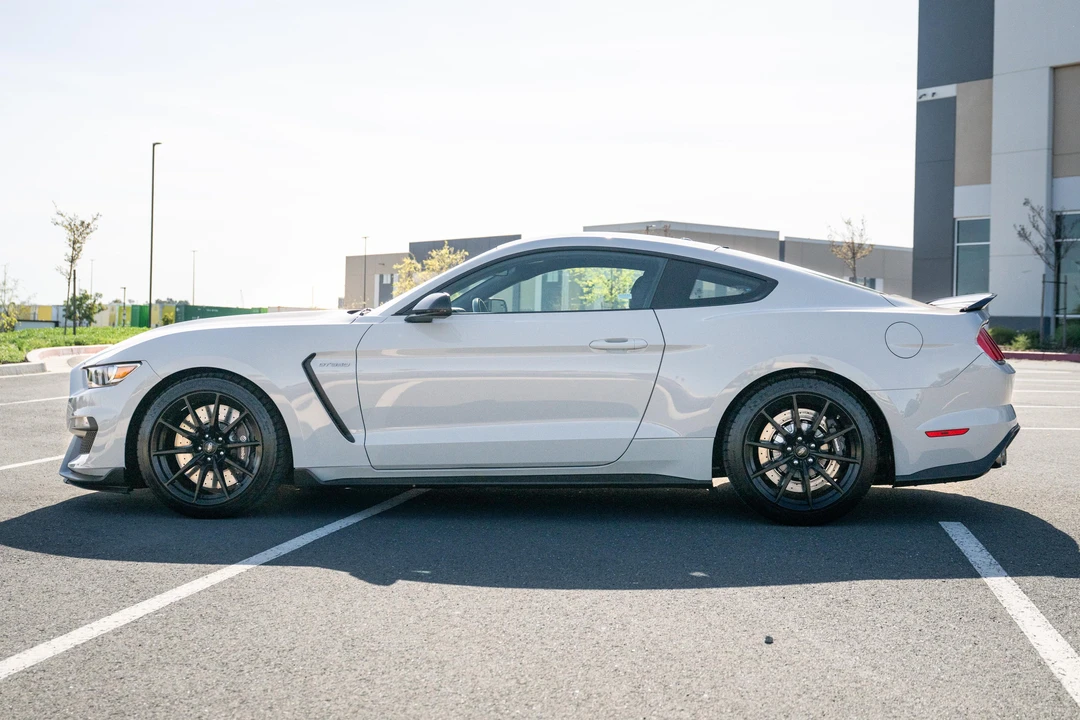 2017 Ford S550 Mustang - Image 3 of 31