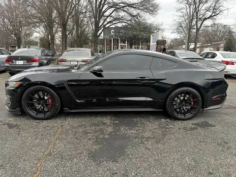 2017 Ford Mustang Shelby GT350 Coupe 2D