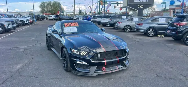 2017 Ford Mustang Shelby GT350 Coupe 2D