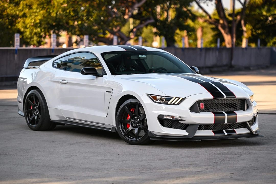 2017 Ford S550 Shelby Mustang GT350R - Image 4 of 31