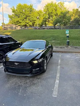 2017 Ford Mustang V6 Coupe 2D