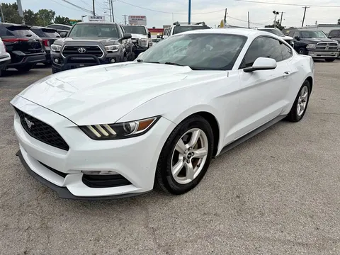2017 Ford Mustang V6 Coupe 2D