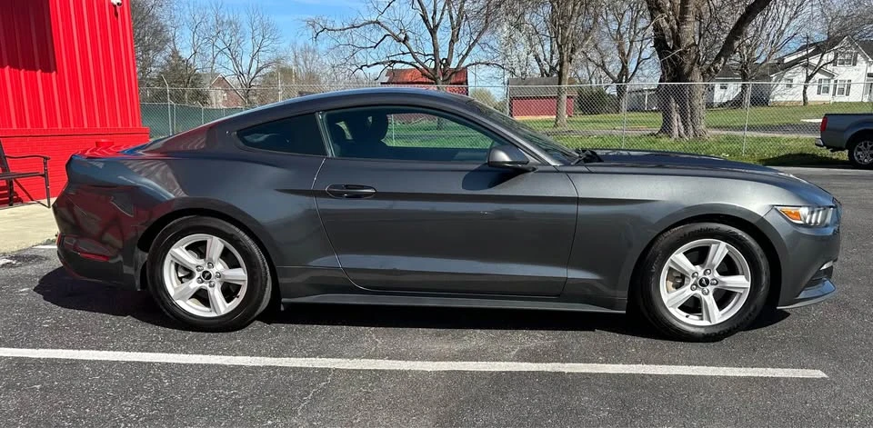 2017 Ford S550 Mustang - Image 5 of 10