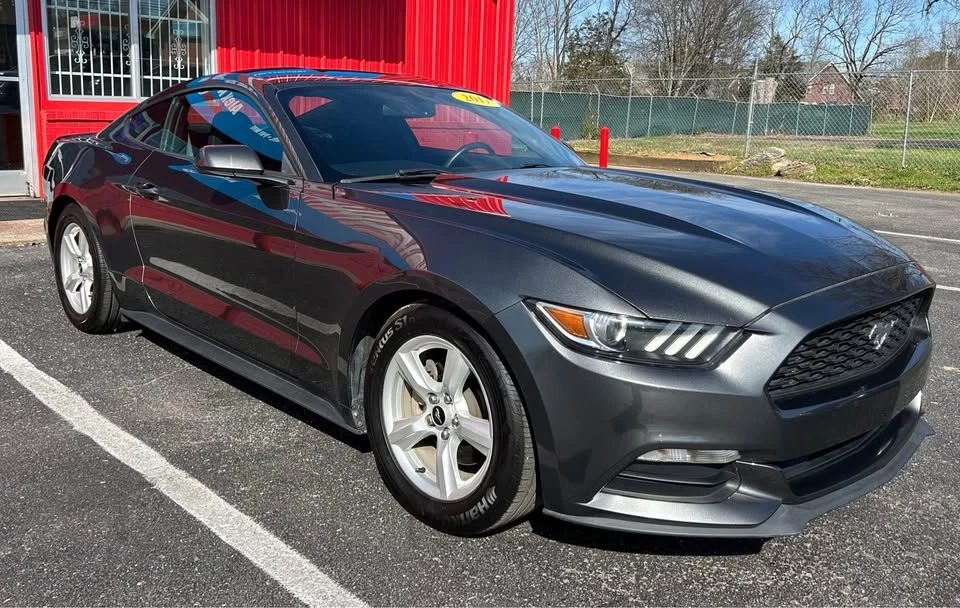 2017 Ford S550 Mustang - Image 2 of 10