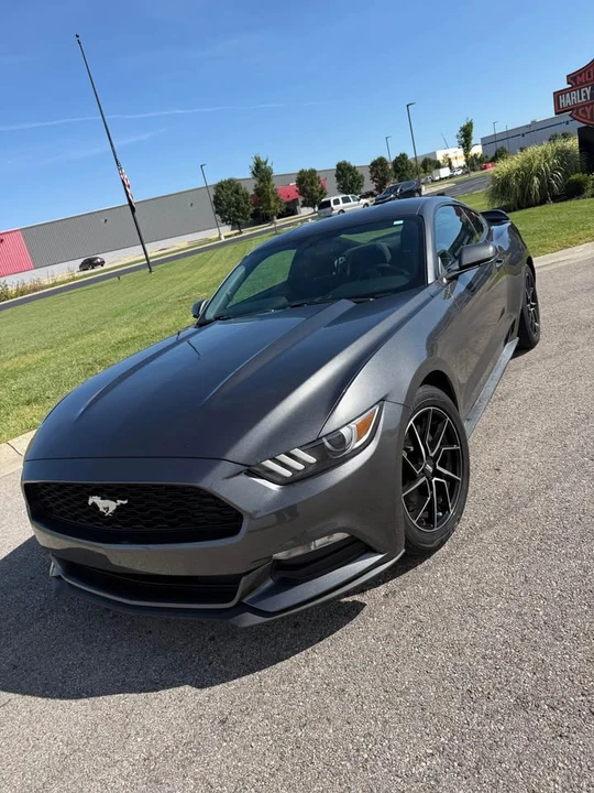 2017 Ford S550 Mustang - Image 2 of 12