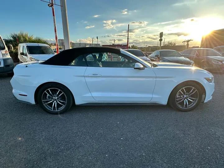 2017 Ford S550 Mustang - Image 2 of 13