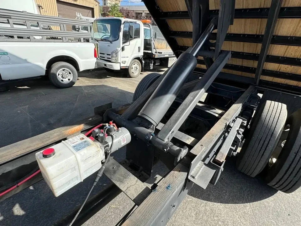 2017 Ford - Image 5 of 21