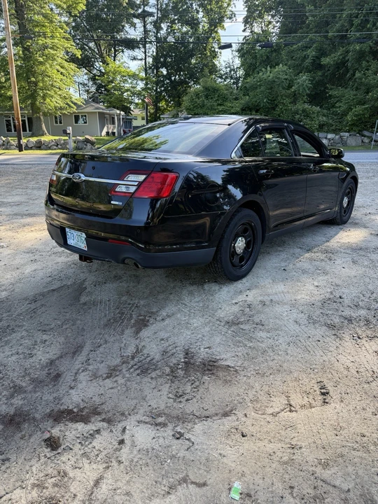 2017 Ford Taurus - Image 4 of 10