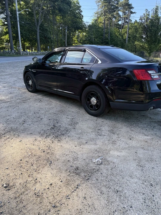 2017 Ford Taurus - Image 6 of 10