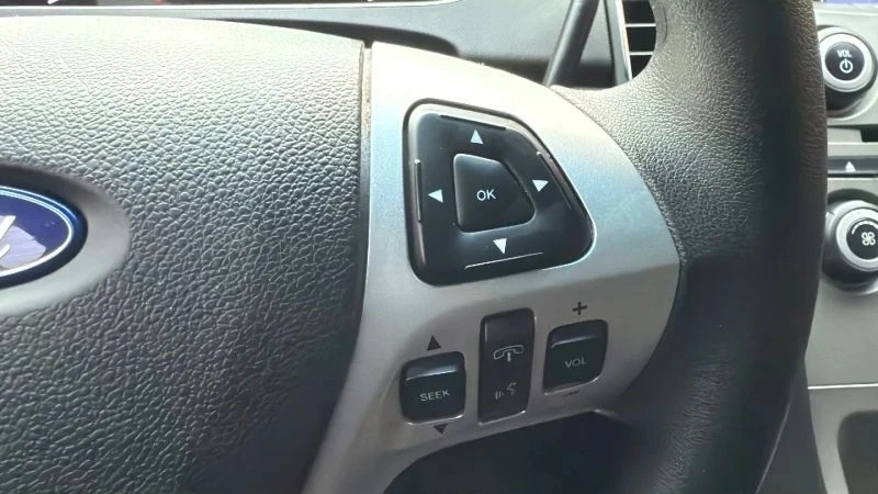 2017 Ford Taurus 6th Gen - Image 11 of 12