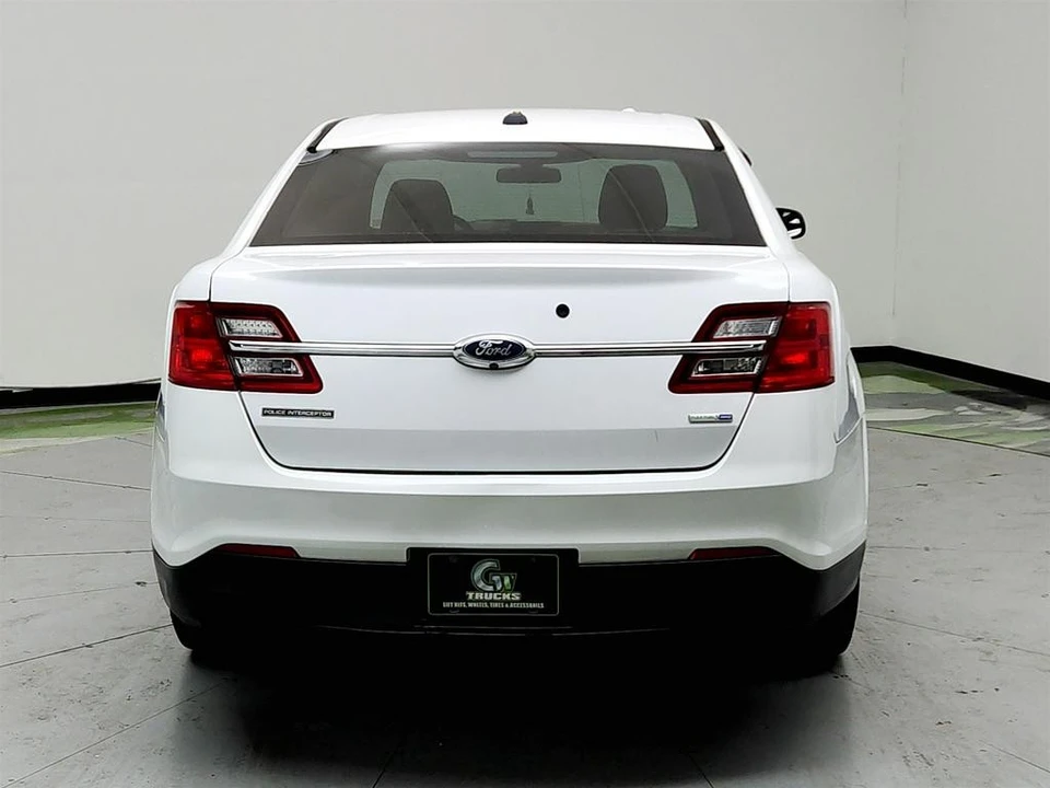 2017 Ford Taurus 6th Gen - Image 6 of 31