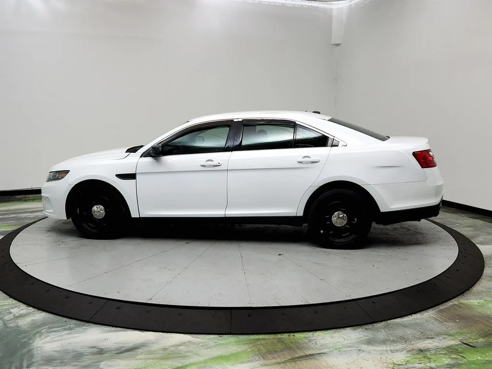 2017 Ford Taurus 6th Gen - Image 8 of 21