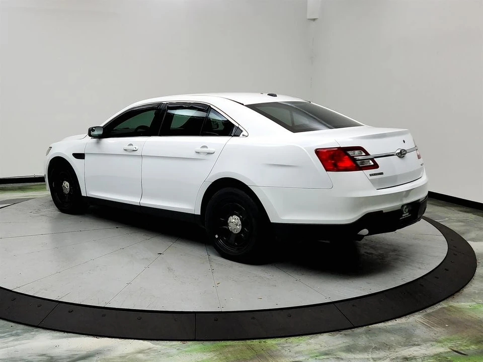 2017 Ford Taurus 6th Gen - Image 7 of 31