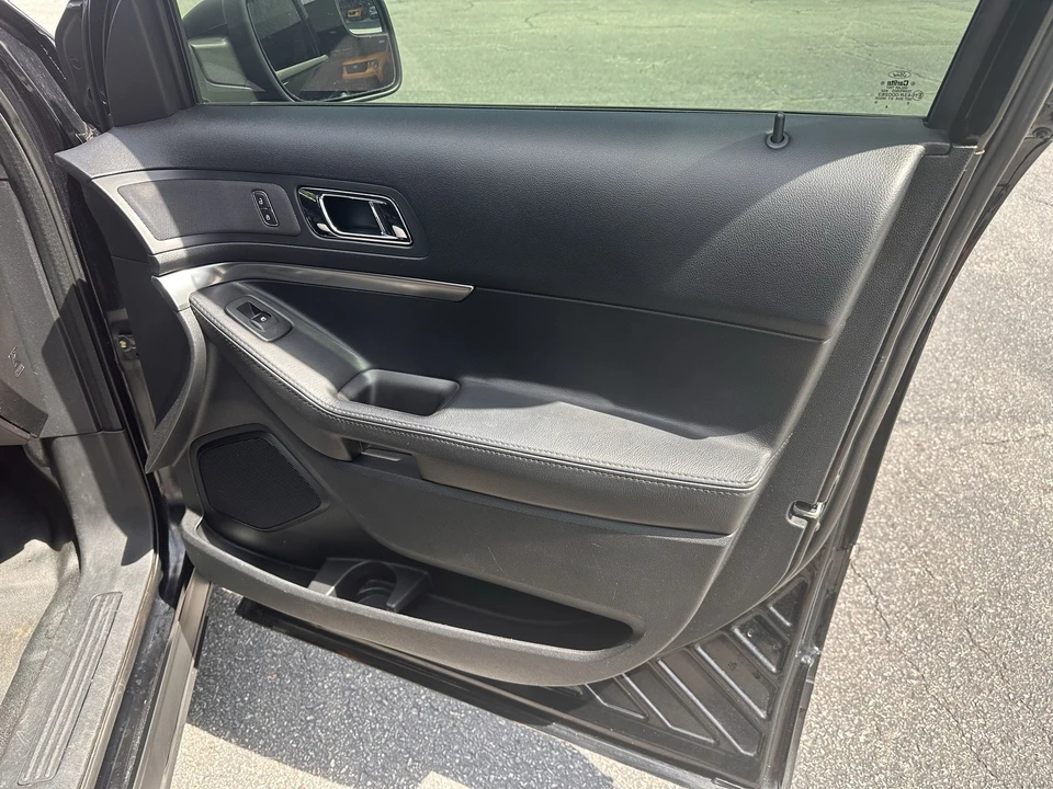 2017 Ford Explorer 5th Gen - Image 13 of 27