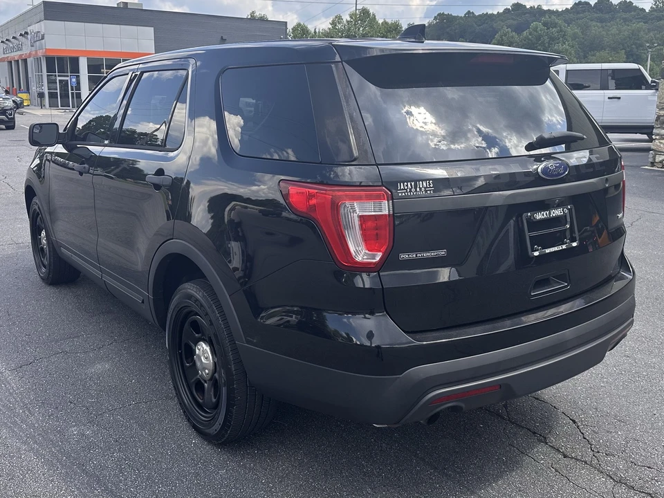 2017 Ford Explorer 5th Gen - Image 8 of 27