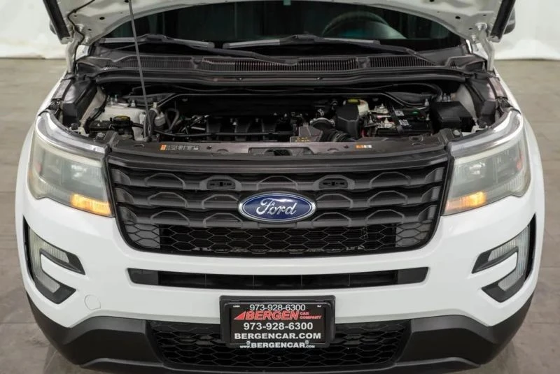 2017 Ford Explorer 5th Gen - Image 3 of 12