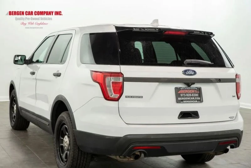 2017 Ford Explorer 5th Gen - Image 10 of 12
