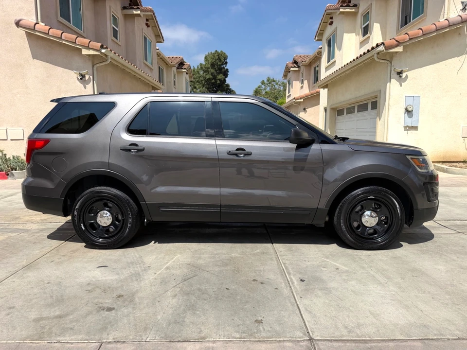 2017 Ford Explorer 5th Gen - Image 6 of 31