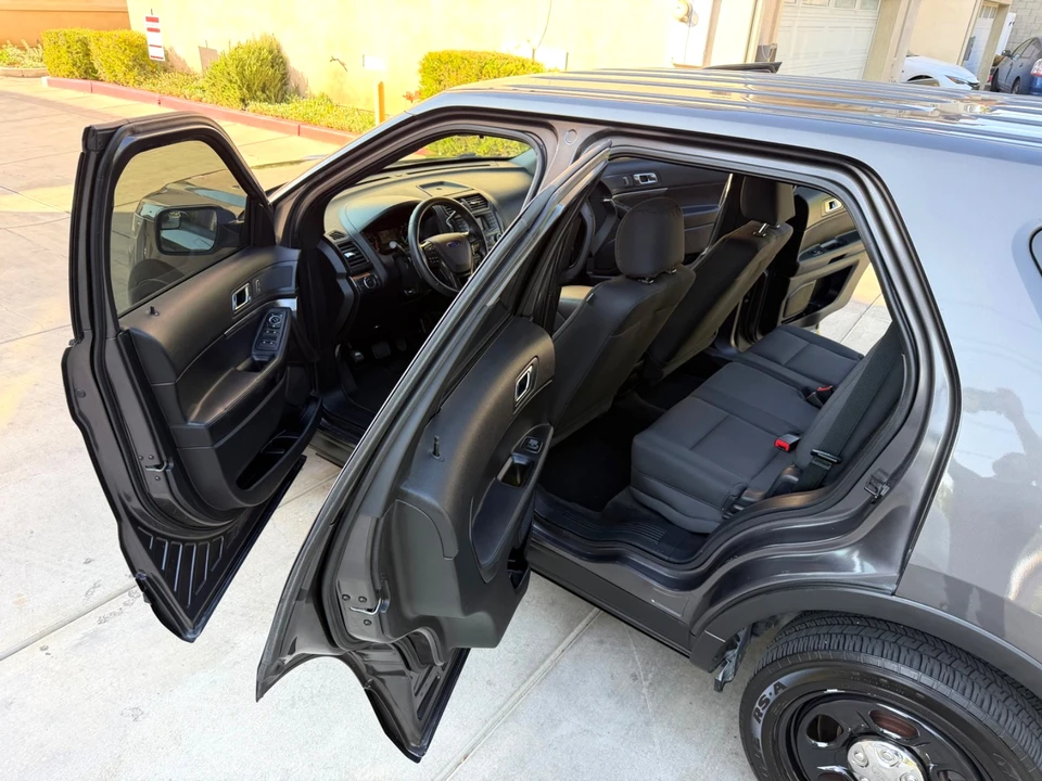 2017 Ford Explorer 5th Gen - Image 11 of 31
