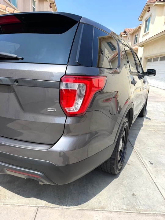 2017 Ford Explorer 5th Gen - Image 5 of 31