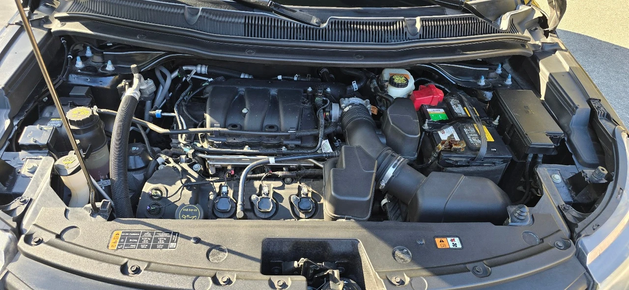 2017 Ford - Image 17 of 23