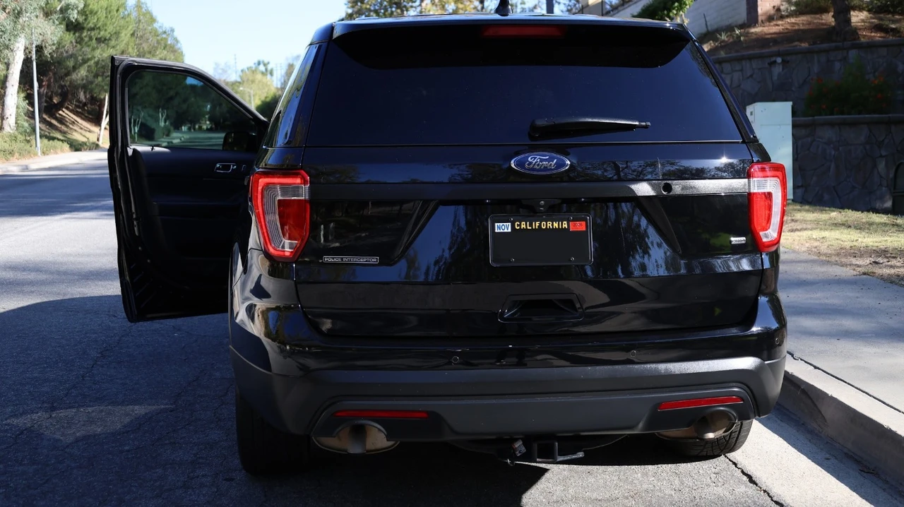 2017 Ford - Image 8 of 23