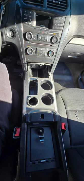 2017 Ford - Image 15 of 23