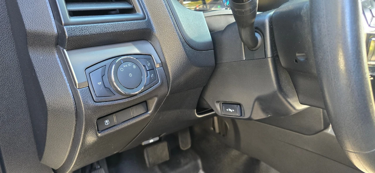 2017 Ford - Image 16 of 23