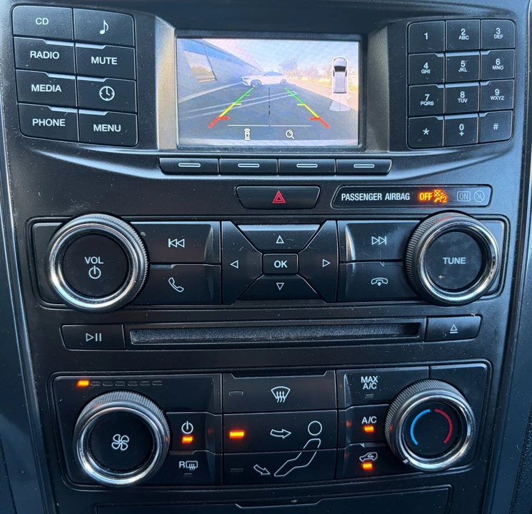 2017 Ford Explorer 5th Gen - Image 18 of 21