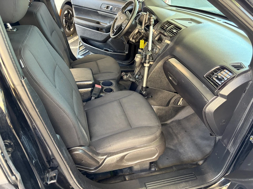 2017 Ford Explorer 5th Gen - Image 11 of 17