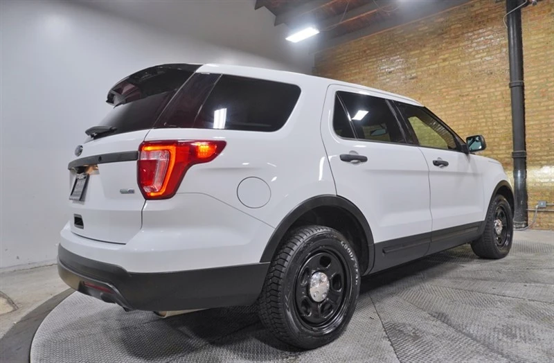 2017 Ford Explorer 5th Gen - Image 10 of 12