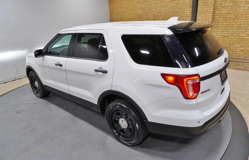 2017 Ford Explorer 5th Gen - Image 16 of 31