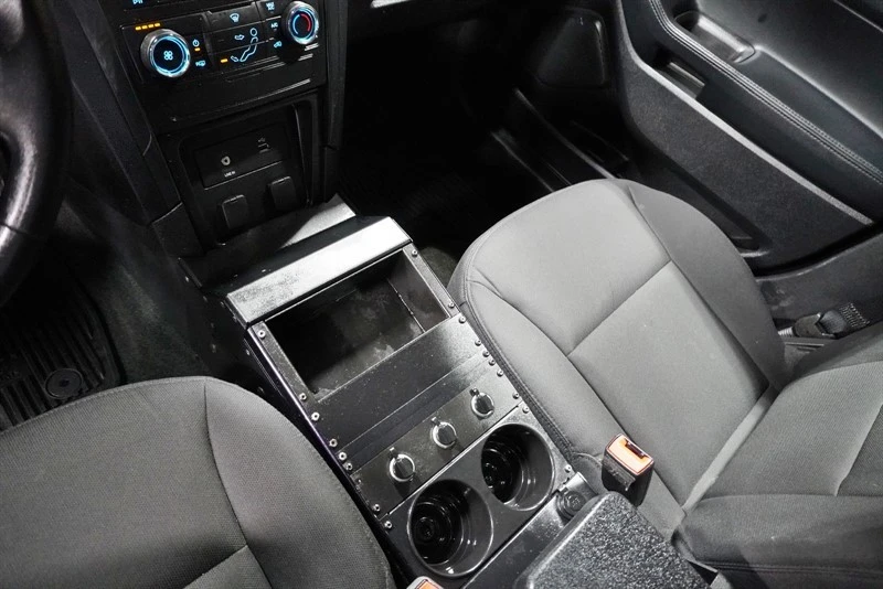 2017 Ford Explorer 5th Gen - Image 27 of 31