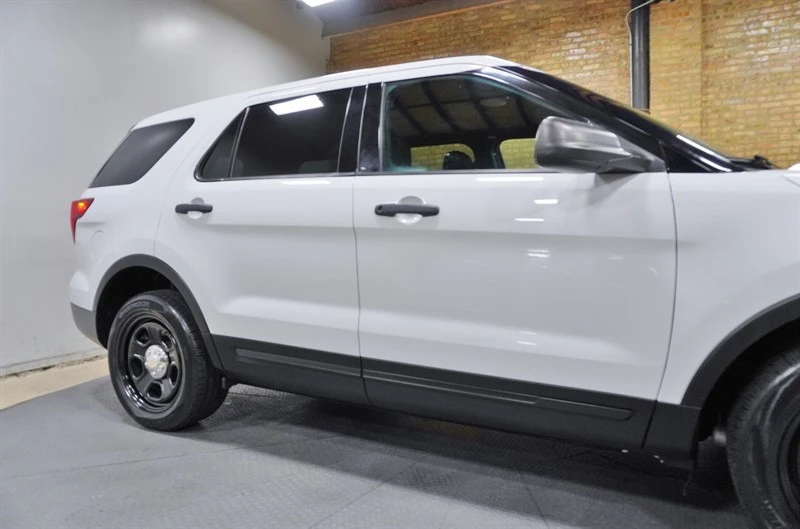 2017 Ford Explorer 5th Gen - Image 9 of 31