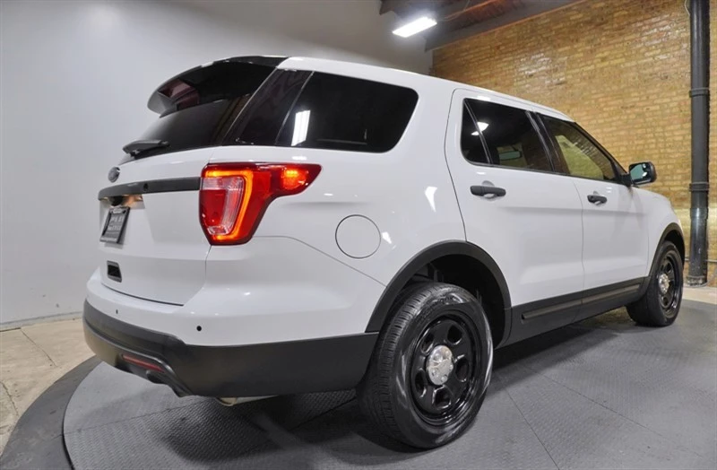 2017 Ford Explorer 5th Gen - Image 10 of 31