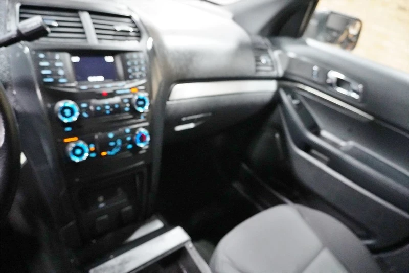 2017 Ford Explorer 5th Gen - Image 26 of 31