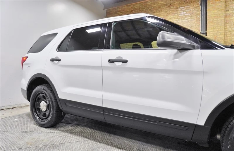 2017 Ford Explorer 5th Gen - Image 9 of 12