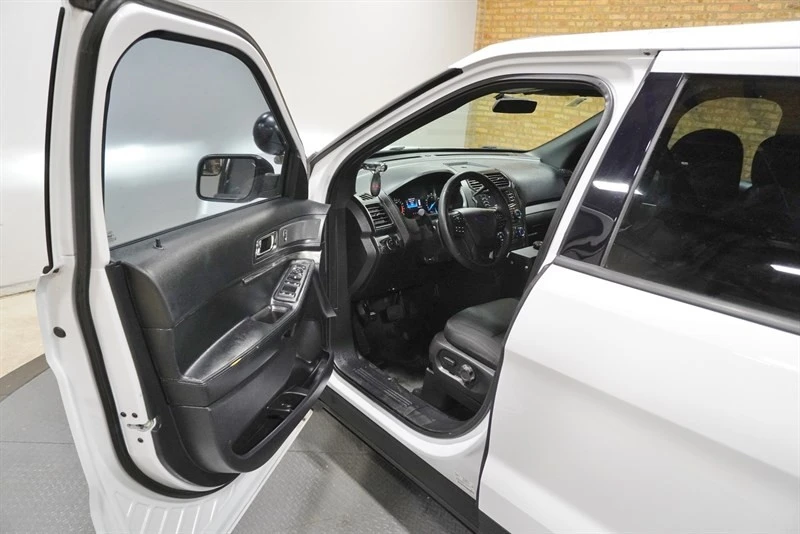 2017 Ford Explorer 5th Gen - Image 19 of 21