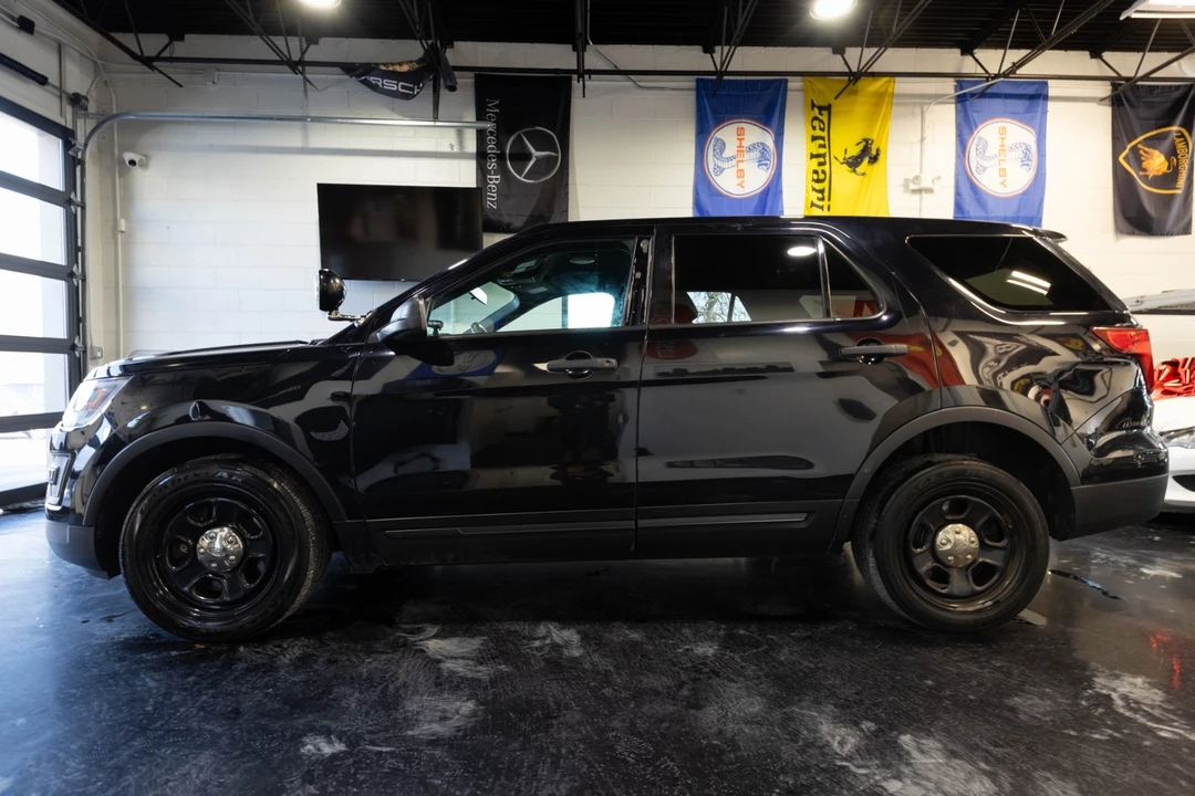 2017 Ford Explorer 5th Gen - Image 3 of 12