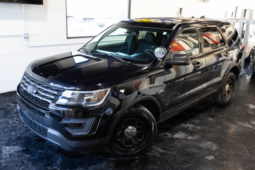2017 Ford Explorer 5th Gen - Image 2 of 12