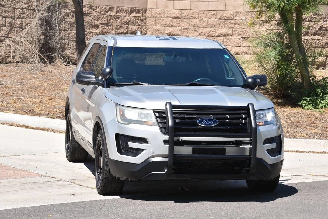 2017 Ford Explorer 5th Gen - Image 9 of 9