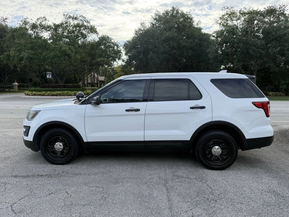 2017 Ford Explorer 5th Gen - Image 3 of 21