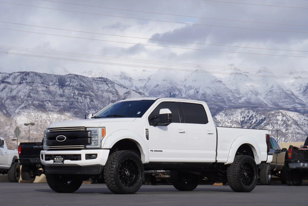 2017 Ford Super Duty 4th Gen - Image 2 of 12