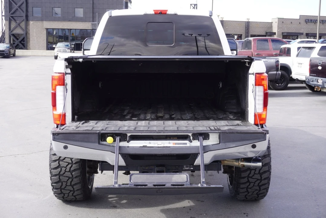 2017 Ford Super Duty 4th Gen - Image 11 of 12