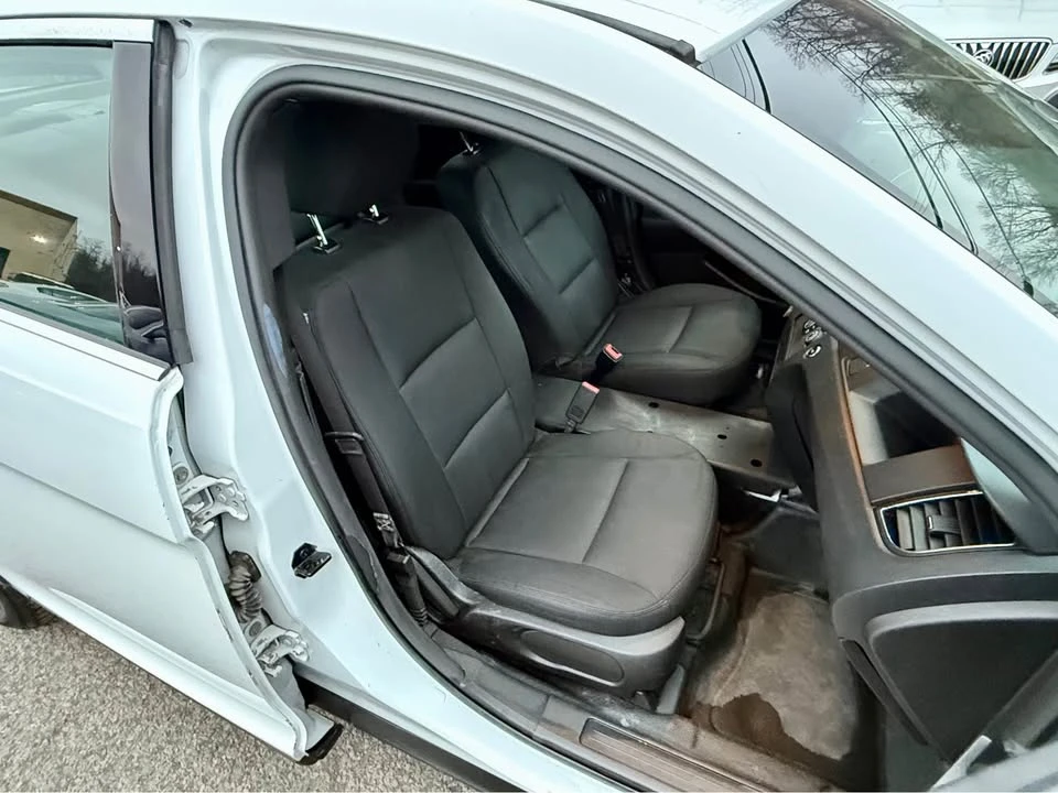 2017 Ford Taurus 6th Gen - Image 8 of 14