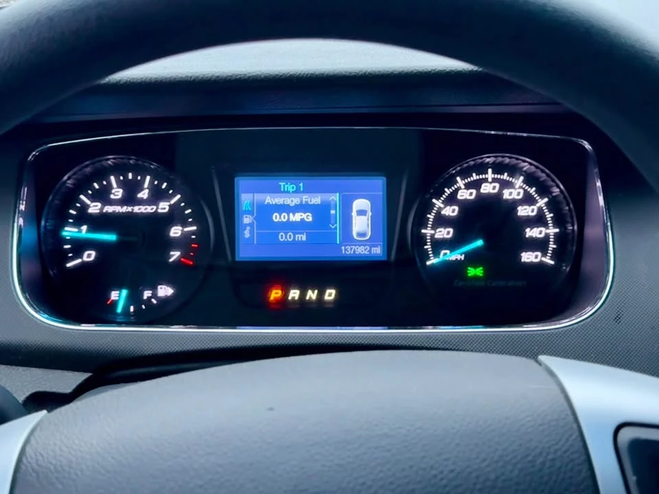 2017 Ford Taurus 6th Gen - Image 13 of 14