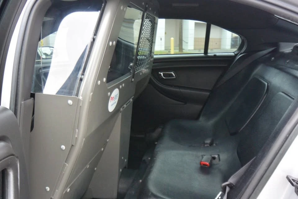 2017 Ford Taurus 6th Gen - Image 14 of 20